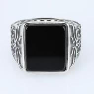Серебряное кольцо с ониксом (арт. 778к)