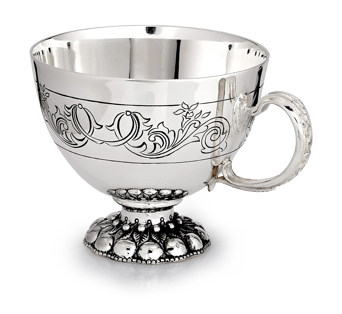 Серебряная чашка (арт. 0700709033)
