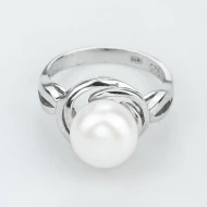 Серебряное кольцо с жемчугом (арт. R32305)