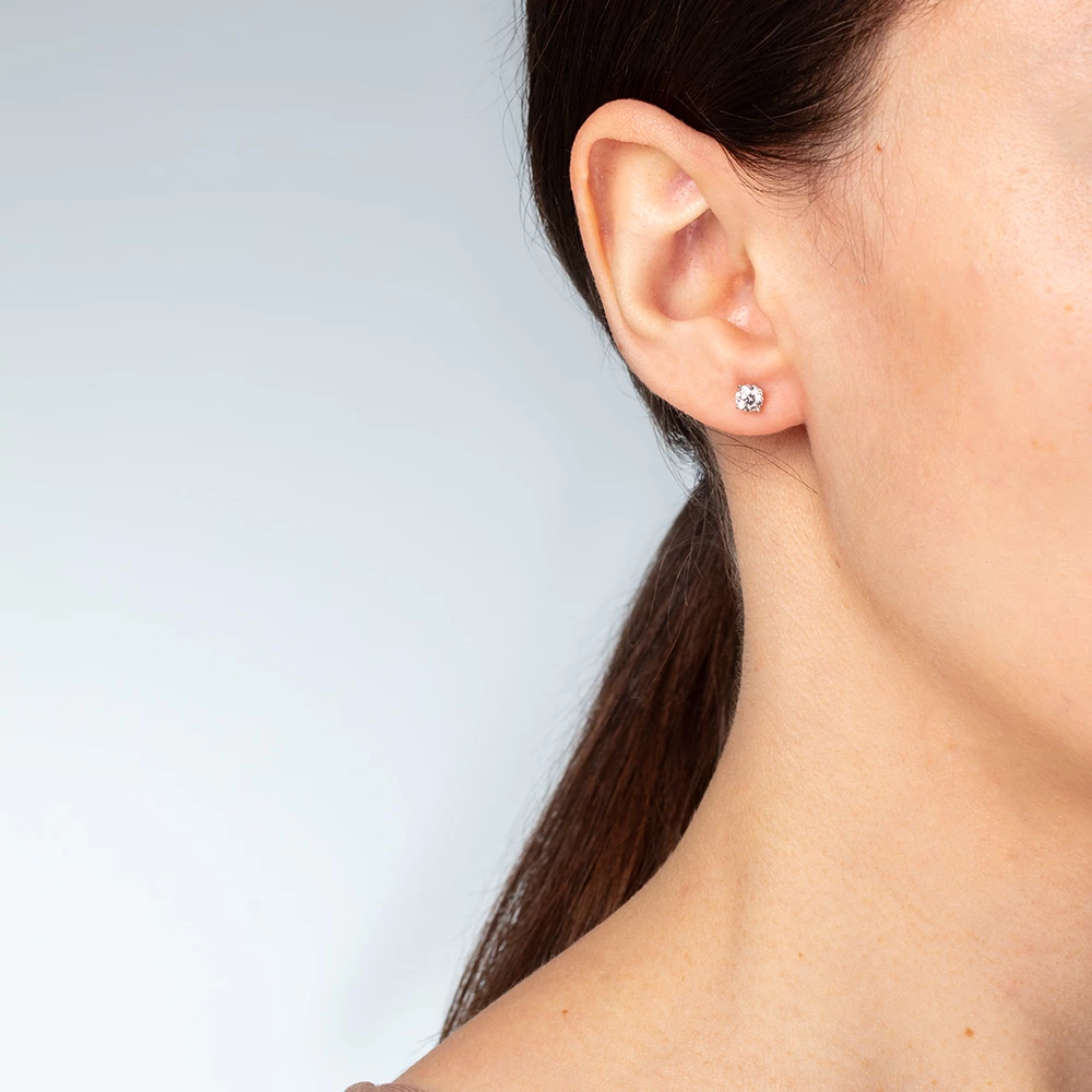 Серьги-пусети из белого золота 585° с бриллиантом 0,76ct, арт. С574-4,5б (арт. С574-4,5б)