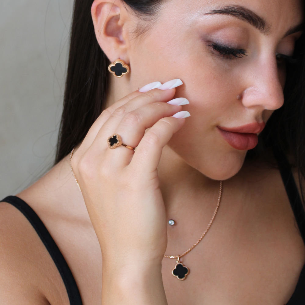 камінь по знаку зодіаку