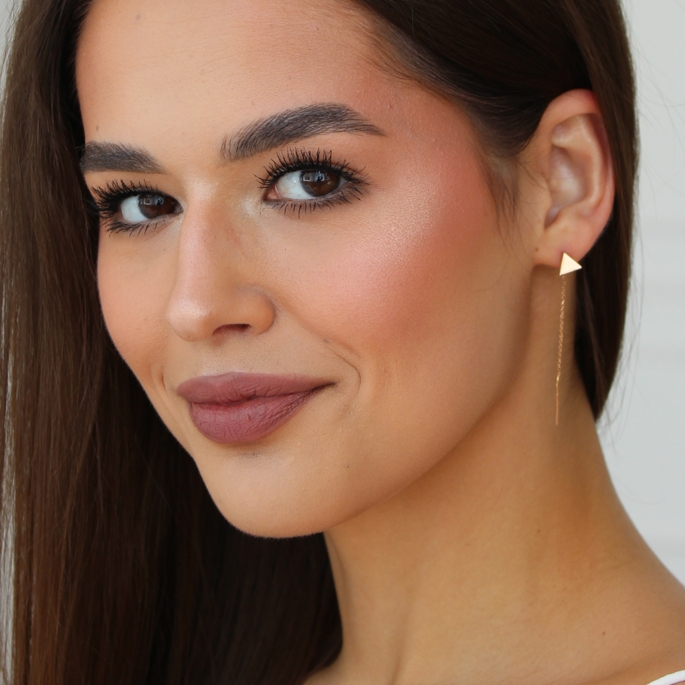 серьги протяжки на ушах